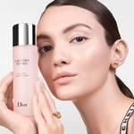 150 ML Dior CAPTURE TOTALE INTENSIVE ESSENCE LOTION Pleťové mlieko  3 of 3 Pleťové mlieko