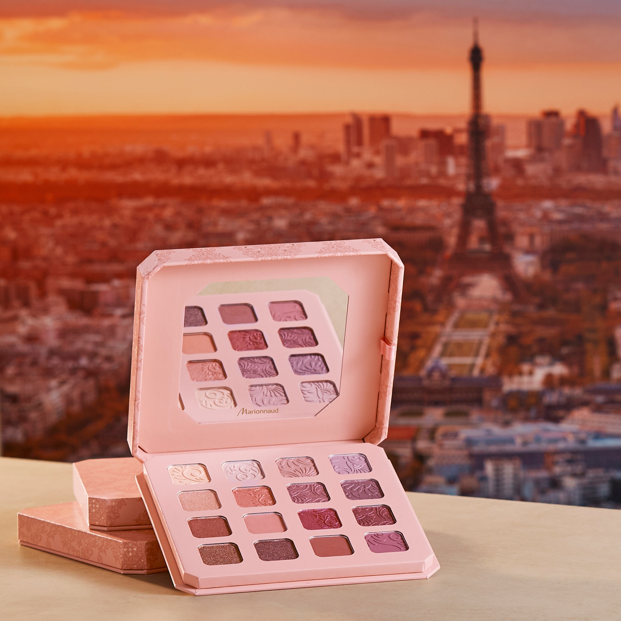 Paleta očných tieňov