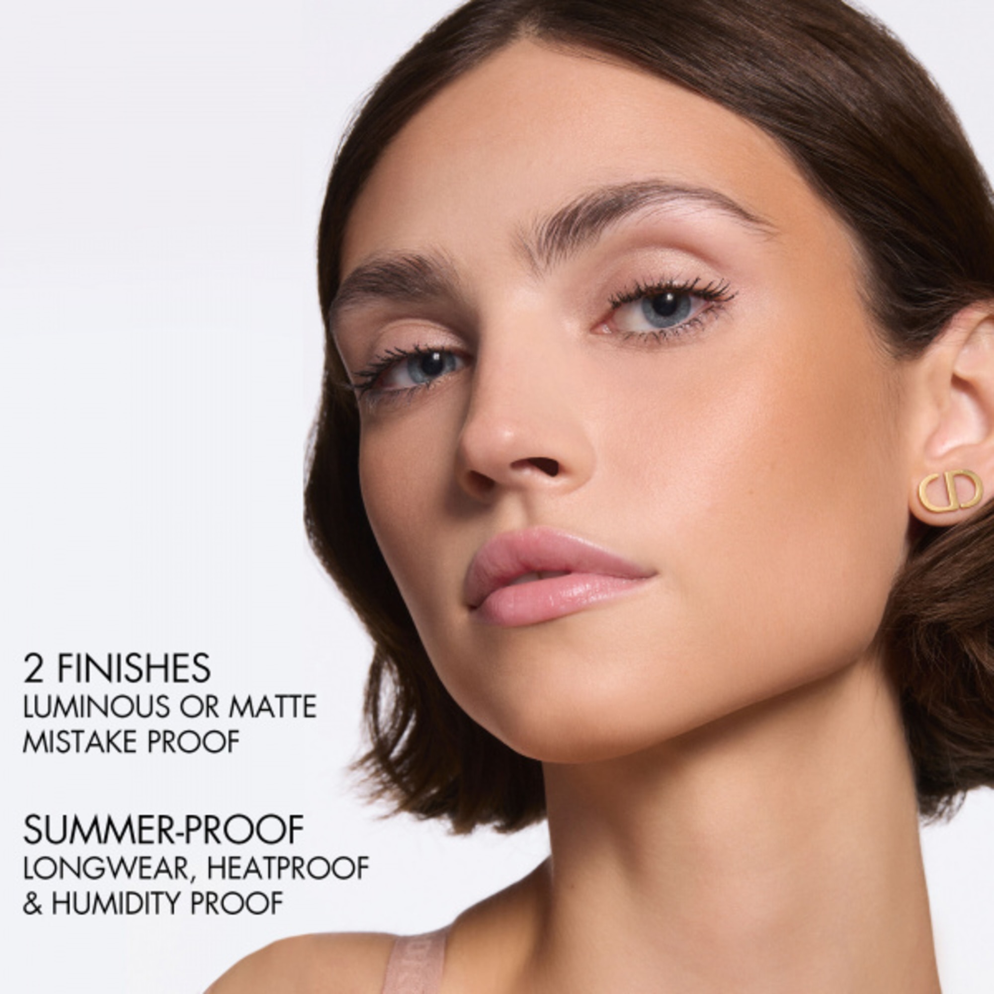 Bronzer s matným finišom