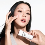 30 ML Dior DIOR SOLAR Hydrating Invisible UV fluid SPF 50+ PA++++  2 of 5 Hydrating Invisible UV fluid SPF 50+ PA++++