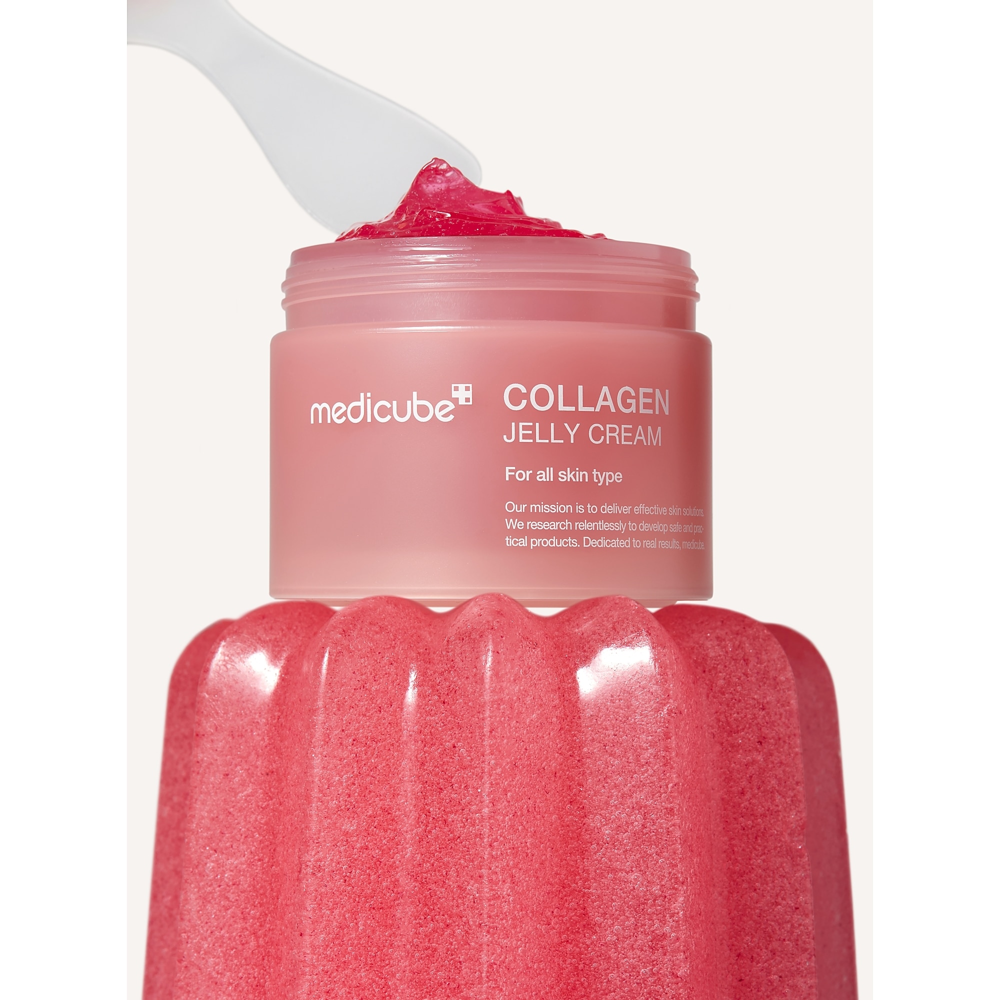110 ML MEDICUBE COLLAGEN JELLY CREAM Pleťový krém 4 of 4 Pleťový krém
