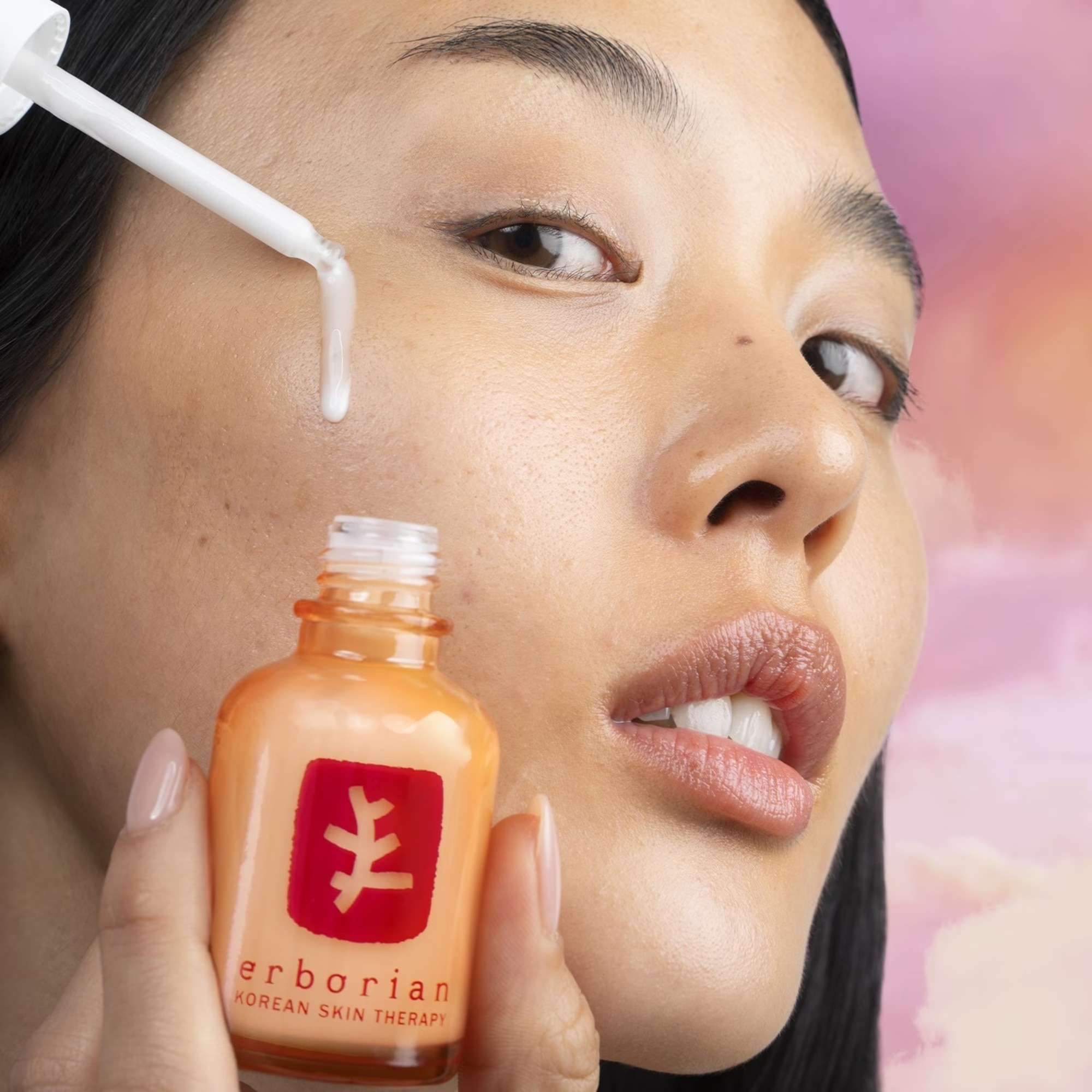 Viacúčelové nočné sérum