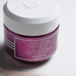 50 ML SISLEY BLACK ROSE SKIN INFUSION CREAM Rozjasňujúci a vypínací krém  4 of 7 Rozjasňujúci a vypínací krém