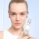 75 ML Lancôme CLARIFIQUE BRIGHTENING REBALANCING WATERY EMULSION Rozjasňujúca emulzia 4 of 6 Rozjasňujúca emulzia