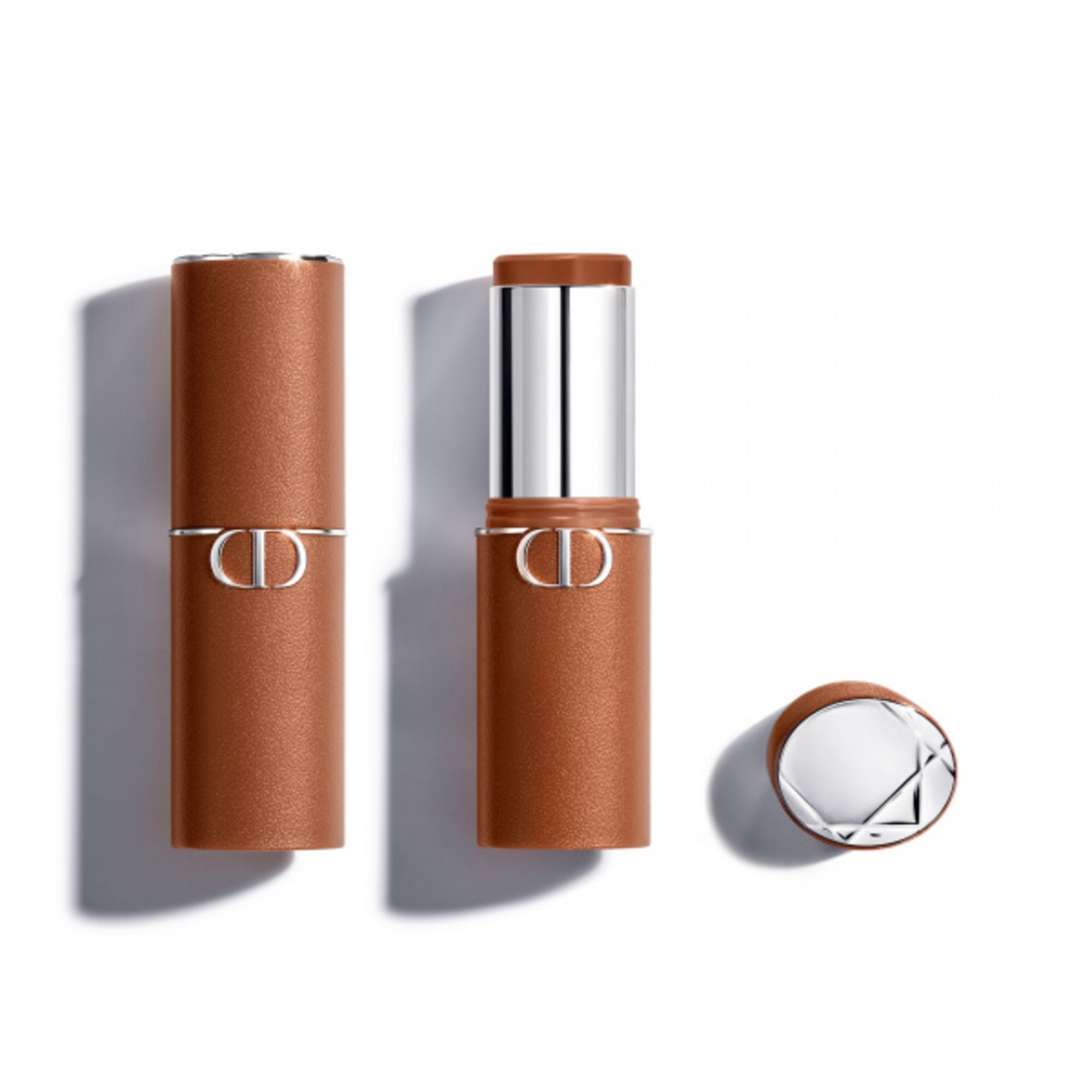 Dior DIOR FOREVER SKIN BRONZE Ľahko roztierateľný bronzujúci balzam v tyčinke 1 of 3 Ľahko roztierateľný bronzujúci balzam v tyčinke