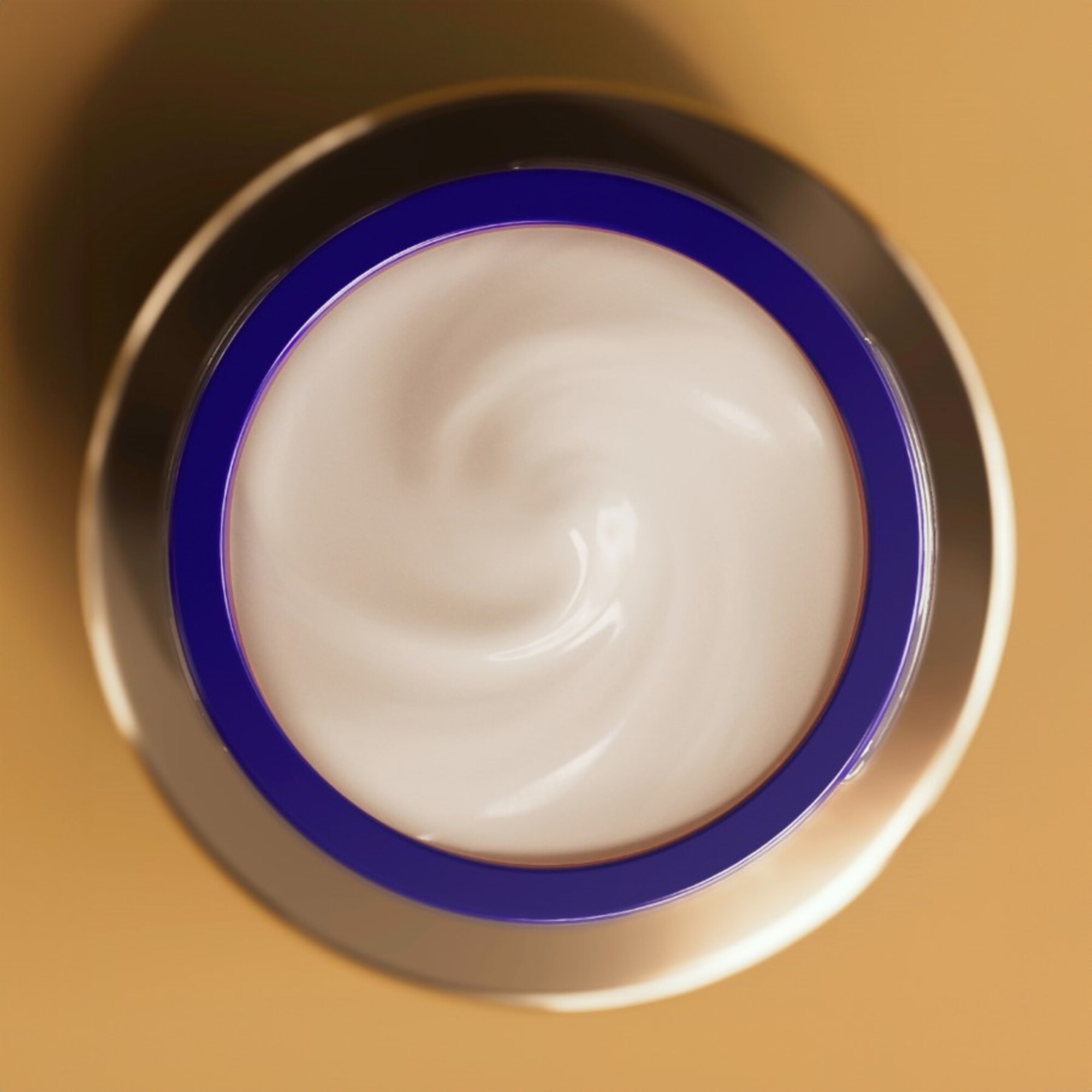 Spevňujúci a liftingový krém