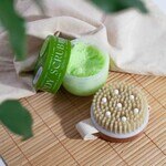 150 G SOMERSET BODY SCRUB BRUSH SET Sada telového peelingu a masážnej kefy 3 of 3 Sada telového peelingu a masážnej kefy