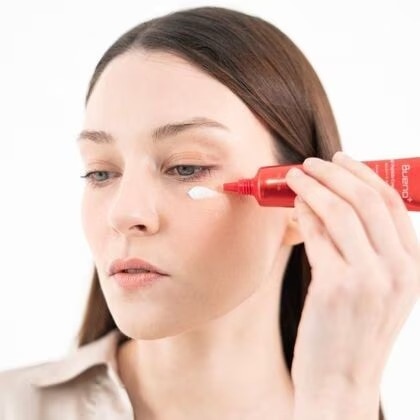 Očný krém proti starnutiu