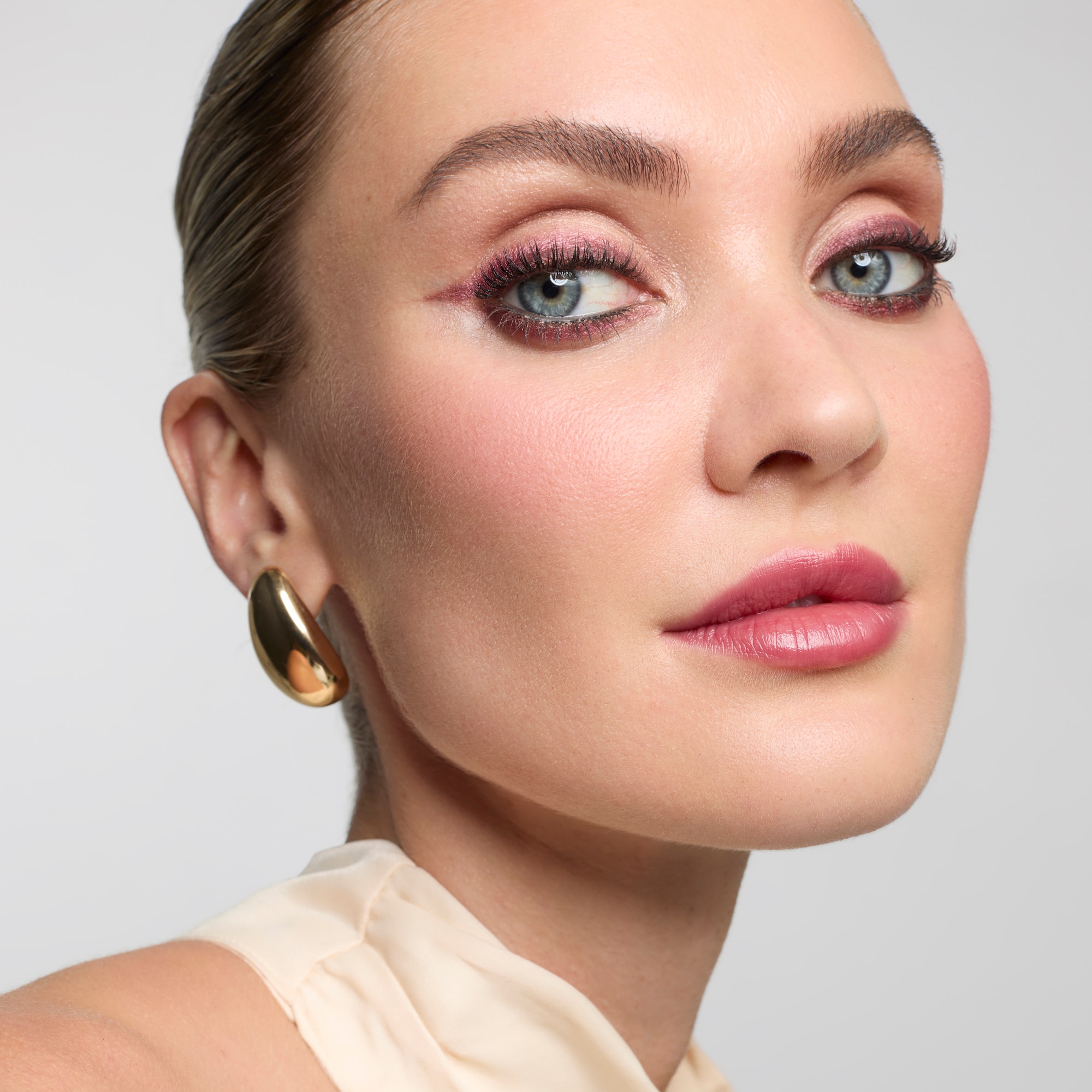 Paleta očných tieňov