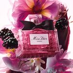80 ML Dior MISS DIOR ESSENCE DE PARFUM Parfumovaná voda  2 of 5 Parfumovaná voda