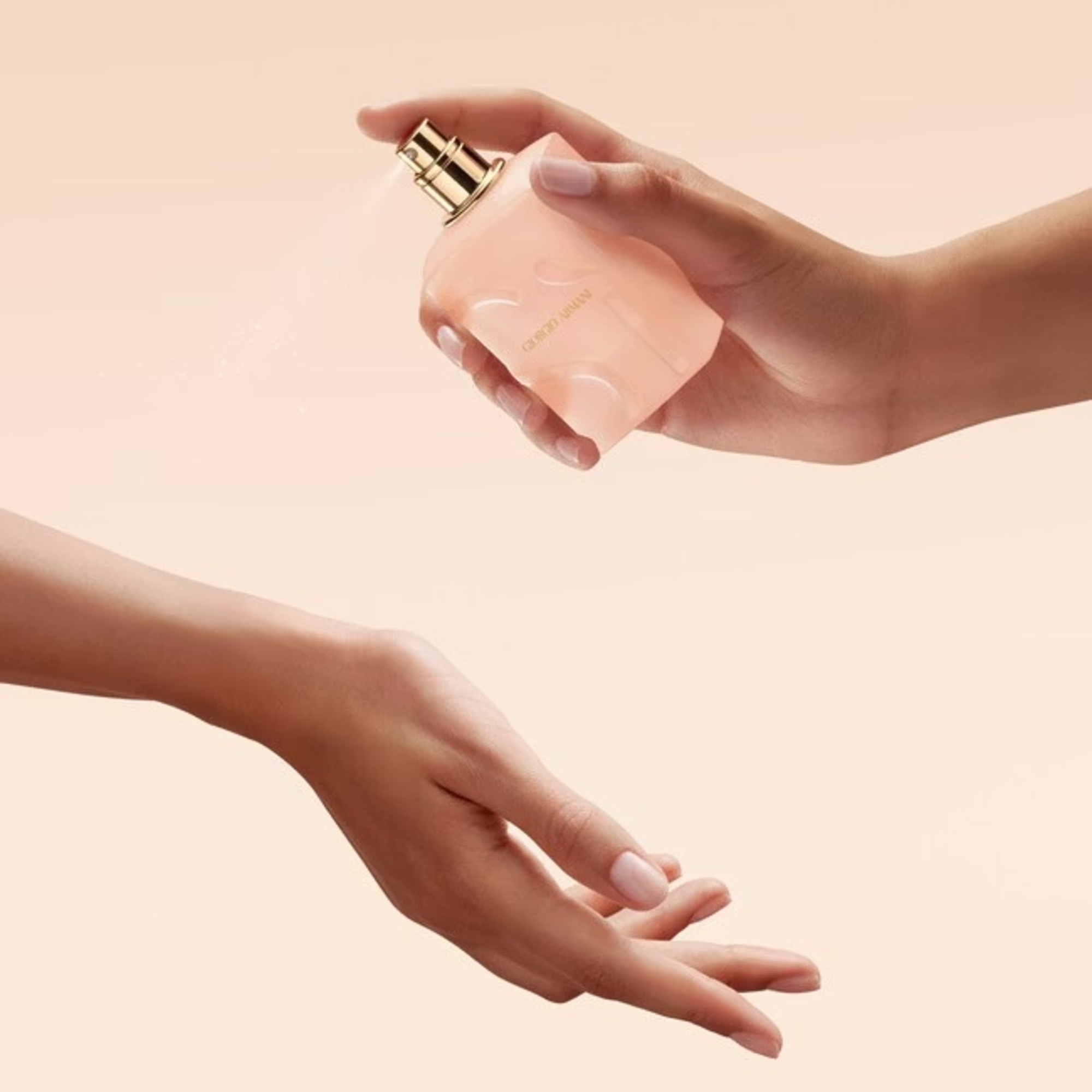 50 ML Armani SÍ NUDE BLOOM Parfumovaná voda 1 of 4