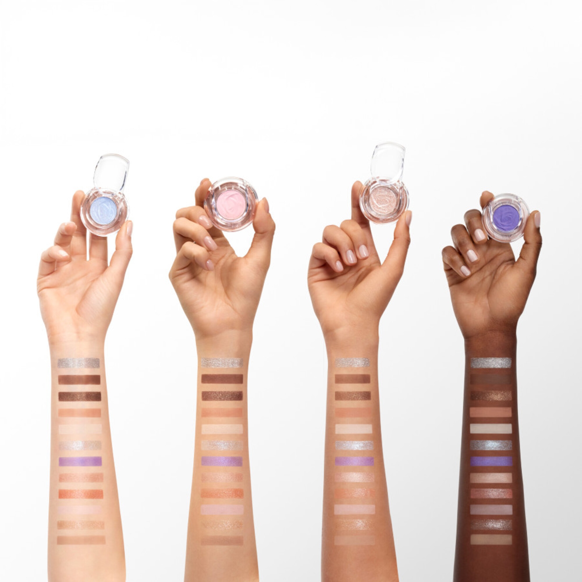  Lancôme IDÔLE GODDESS DIMENSION Očné tiene  1 of 5 