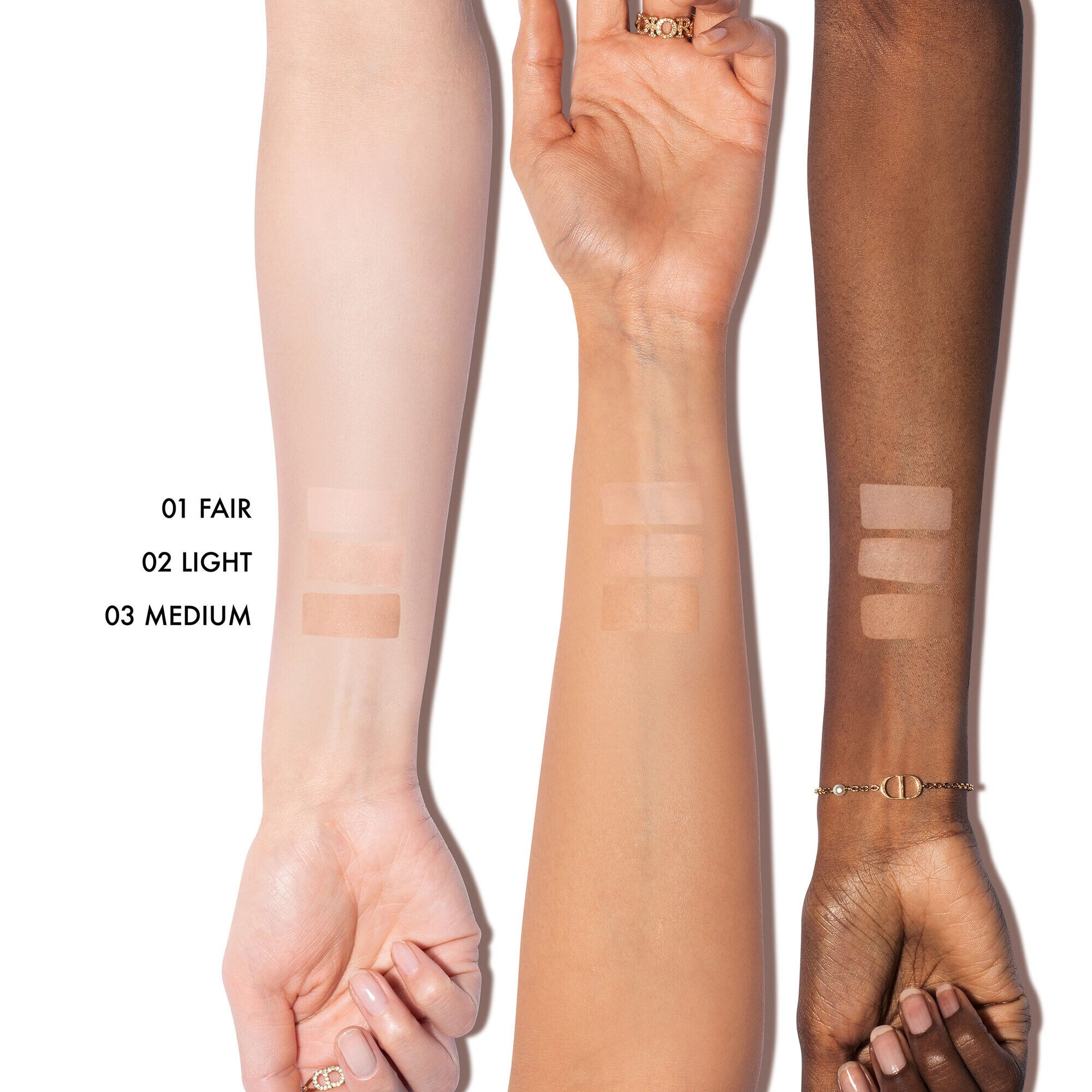 Zdokonaľujúci fixačný púder - Žiarivo matný finiš