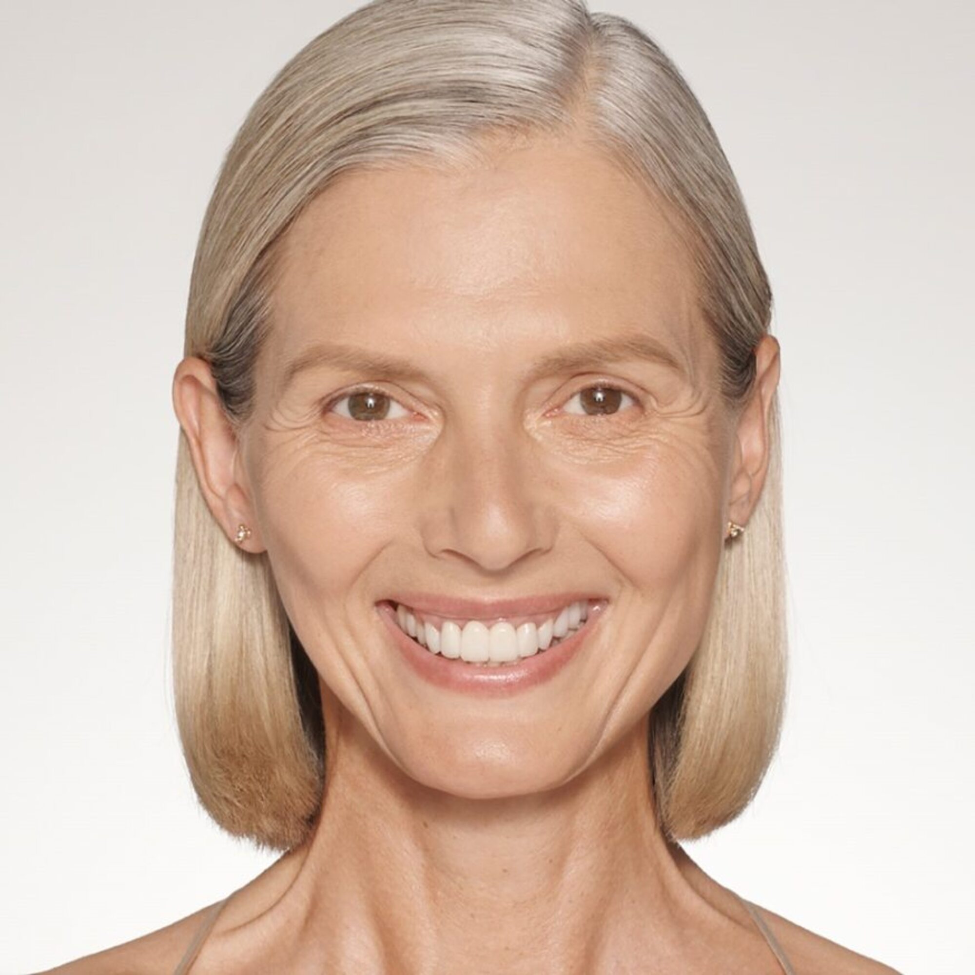 Multifunkčná ceruzka na obočie 3 v 2