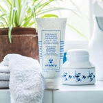 200 ML SISLEY ENERGIZING FOAMING EXFOLIANT FOR THE BODY Energizujúci telový píling 5 of 6 Energizujúci telový píling