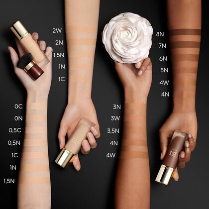 24H zdokonaľujúci zmatňujúci make-up