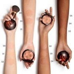 GUERLAIN TERRACOTTA LIGHT REFILL Bronzujúci rozjasňujúci púder. Náplň. 2 of 3 Bronzujúci rozjasňujúci púder. Náplň.