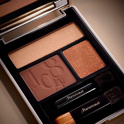 Paleta očných tieňov