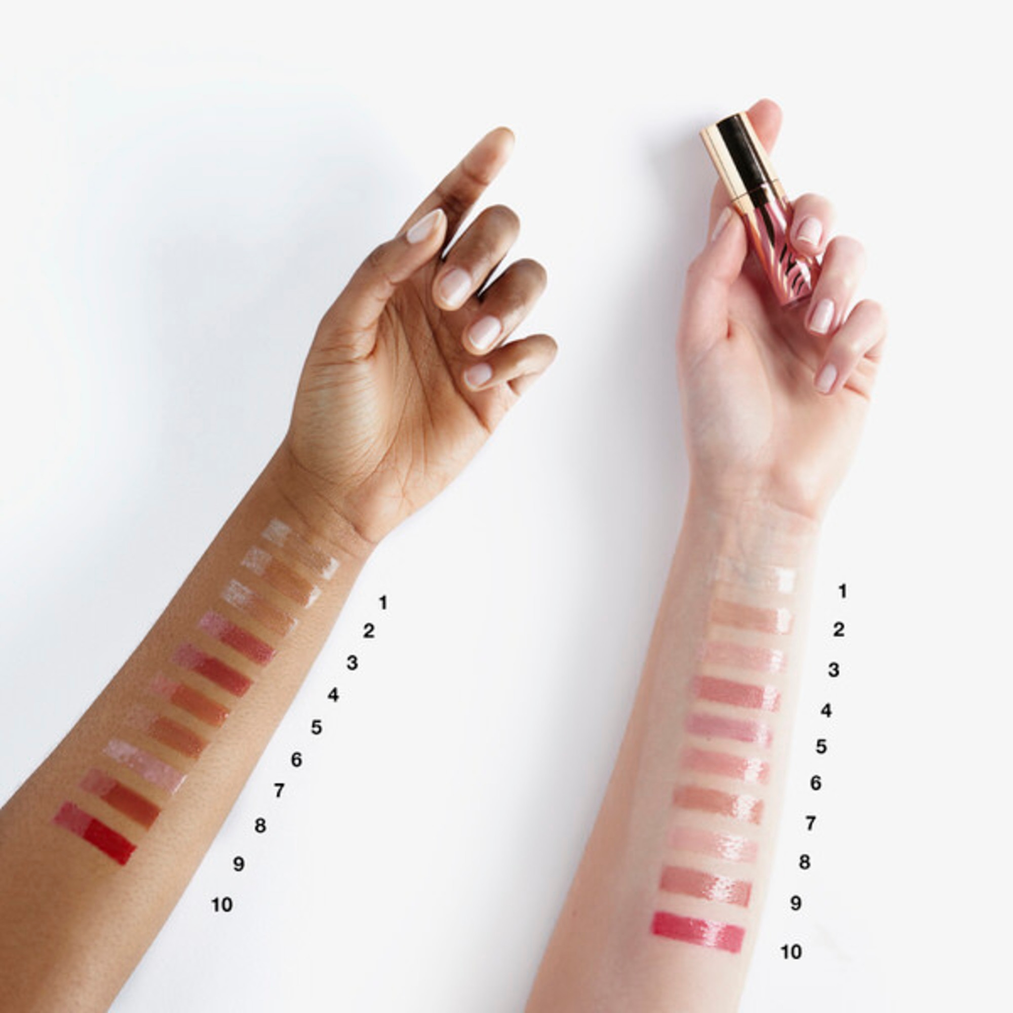 Intenzívny lesk na pery