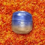 50 ML SHISEIDO VITAL PERFECTION Pokročilá nočná starostlivosť proti starnutiu 5 of 6 Pokročilá nočná starostlivosť proti starnutiu