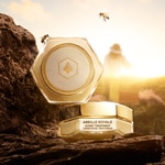 50 ML GUERLAIN ABEILLE ROYALE HONEY TREATMENT RICH CREAM REFILL Bohatý a vyživujúci krém - náhradná náplň 5 of 5 Bohatý a vyživujúci krém - náhradná náplň