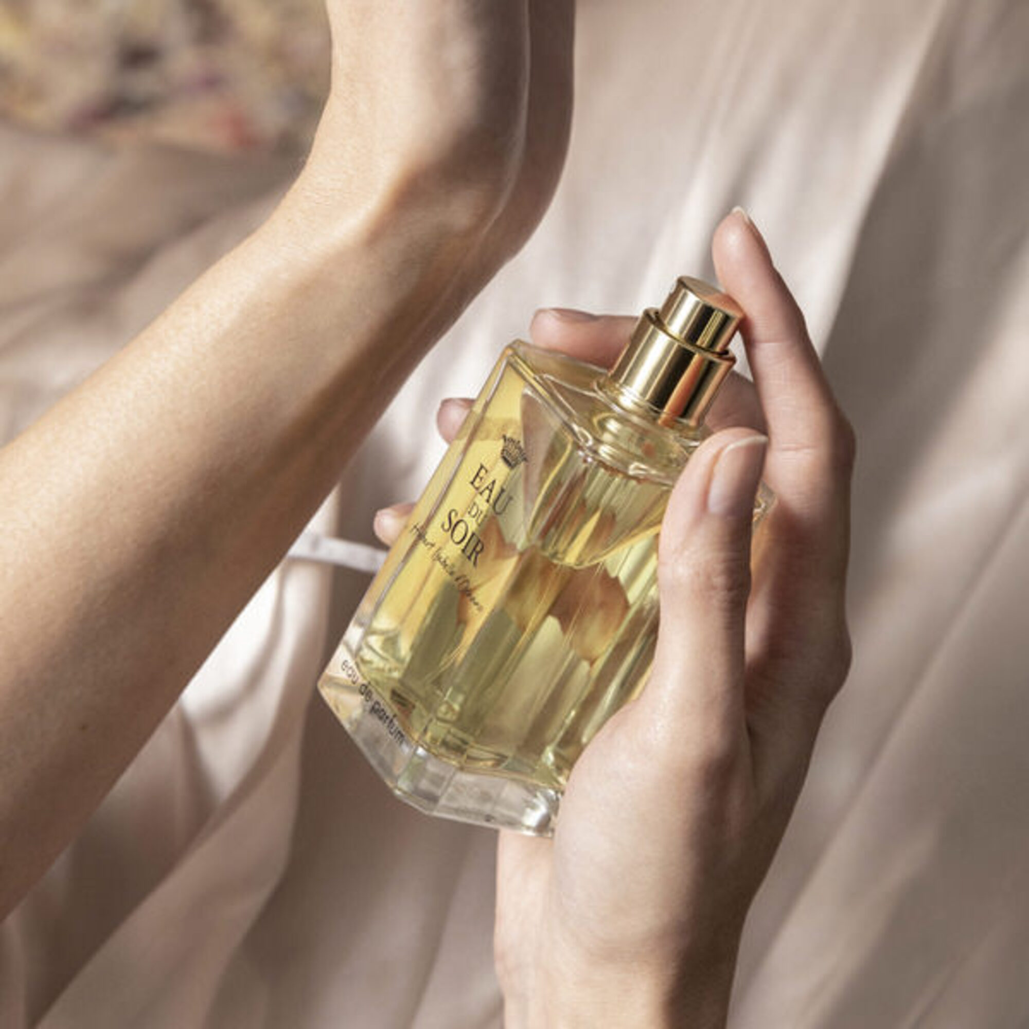 100 ML SISLEY EAU DU SOIR Parfumovaná voda pre ženy 1 of 6