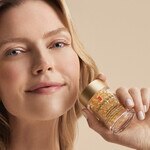  Elizabeth Arden ADVANCED CERAMIDE CAPSULES DAILY YOUTH RESTORING EYE SERUM Očné sérum  2 of 8 Očné sérum