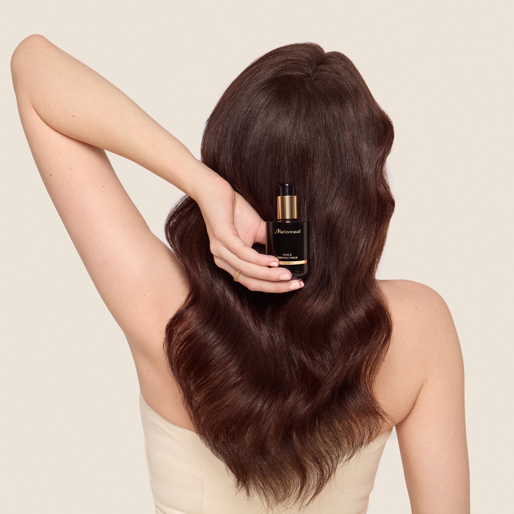 Olej na ochranu a lesk