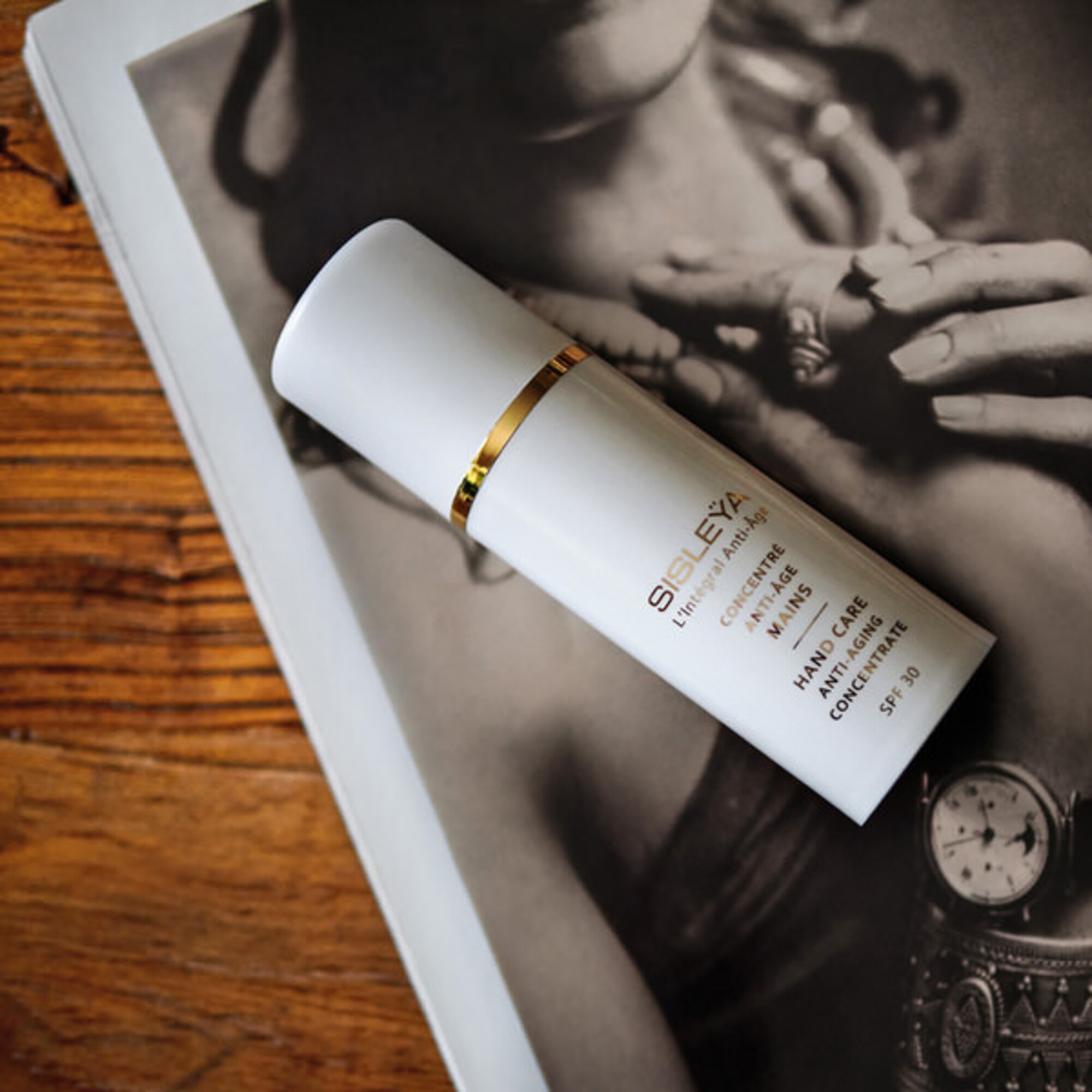 Krém na ruky proti starnutiu pokožky